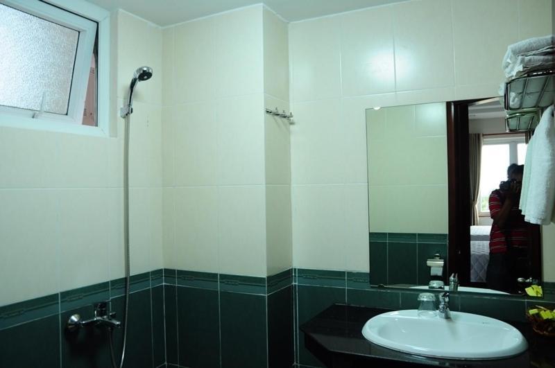 Canh Buom Hotel Da Nang Værelse billede